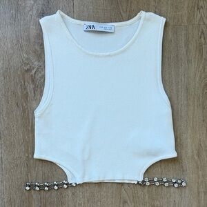 ZARA Sleeveless Top with Decorative Chain Size M